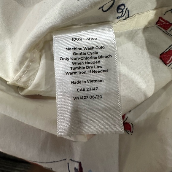 Talbots Classic Cotton Shirt Size MP Novelty Scenic France Button Down - Picture 8 of 8